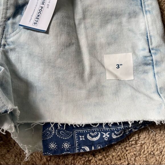 NEW Old Navy OG Short High Rise Paisley Print Shorts Size 10 - Picture 7 of 9